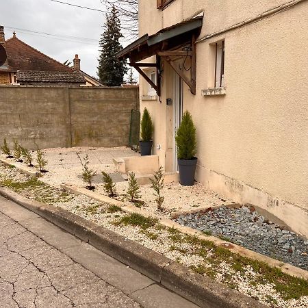 T2 Cosy / Quartier Calme / Magasins D'Usine A Proximite Daire Saint-Julien-les-Villas Dış mekan fotoğraf